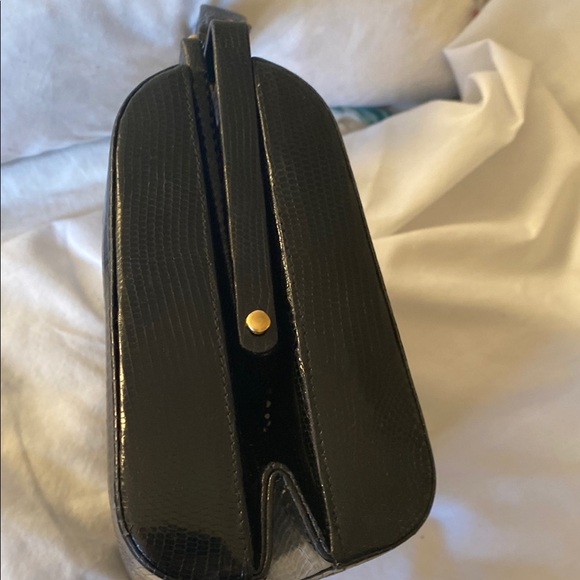 Vintage Elegant Luxury Black Handbag - Picture 2 of 10